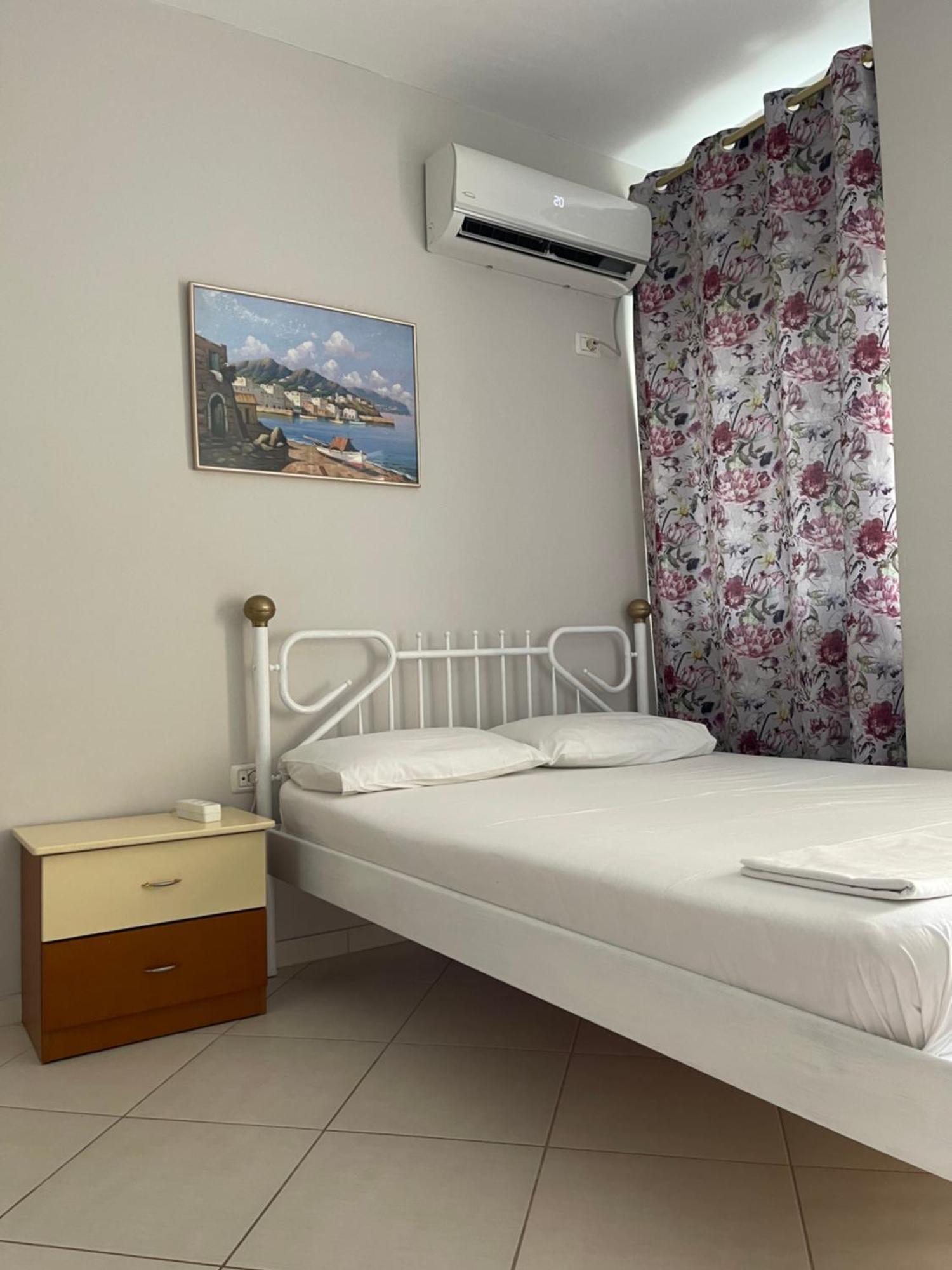 Caramel Sun Studios Apts Sarande Exterior photo
