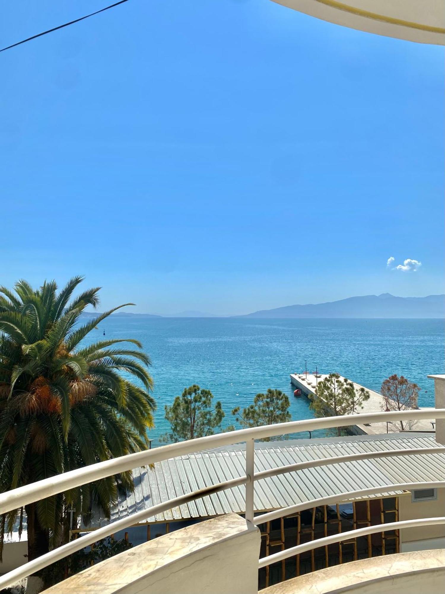 Caramel Sun Studios Apts Sarande Exterior photo